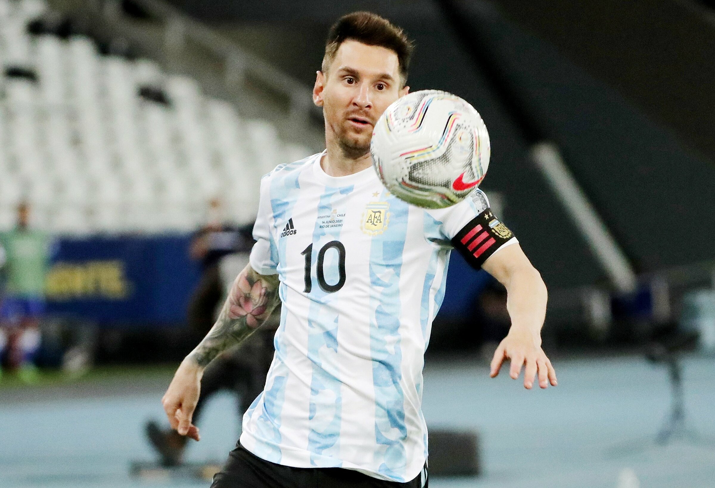 Lúc này, Messi và ĐT Argentina đang ở Brazil thi đấu Copa America 2021