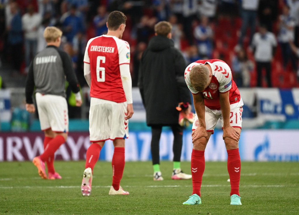 Đan Mạch vượt qua vòng bảng cho dù để thua 2 trận đầu