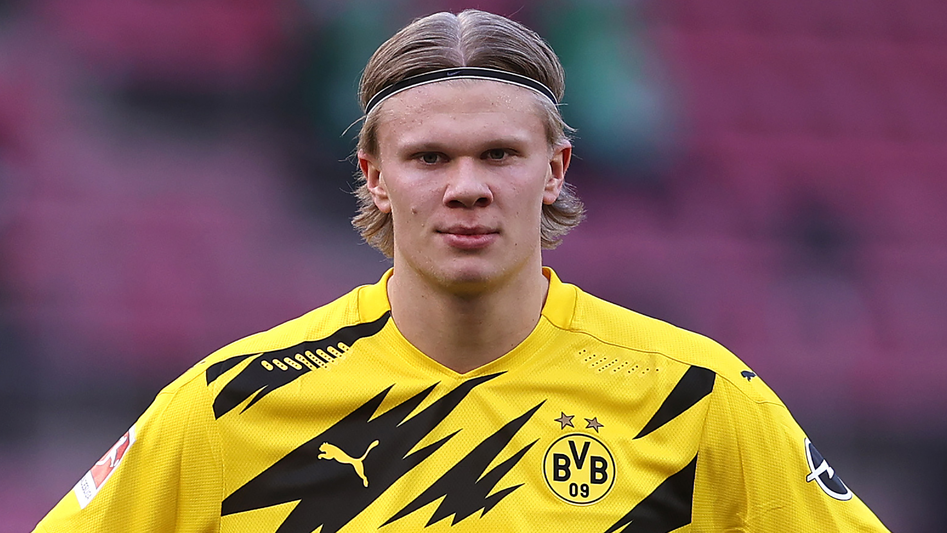 Haaland chơi thăng hoa trong màu áo Dortmund - Lựa chọn tiếp tục gắn bó